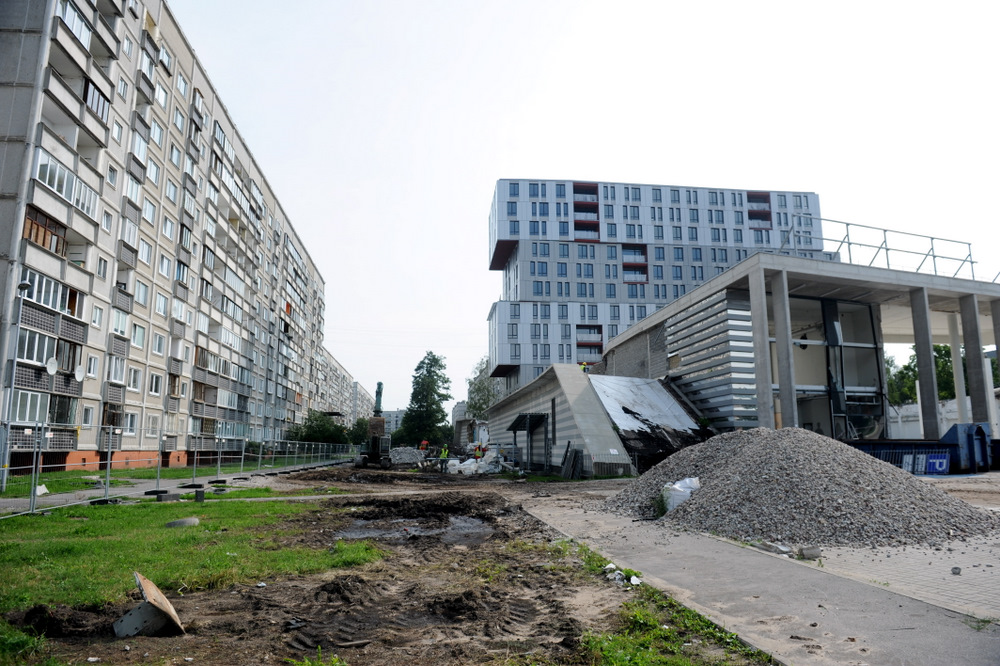 Sākti sagatavošanas darbi Zolitūdes traģēdijā sabrukušā veikala “Maxima” atlikušās ēkas virszemes daļas demontāžai.