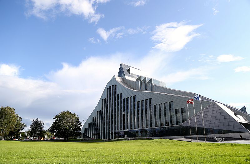 Latvijas Nacionālās bibliotēkas ēka “Gaismas pils”.