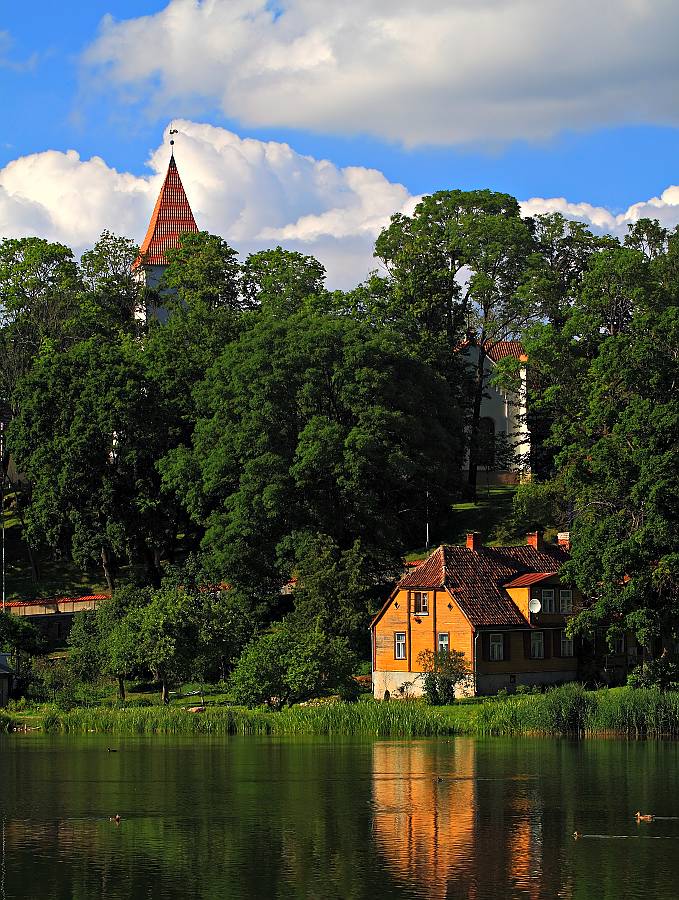 Sveicam Tukuma muzeju, kas šogad svin 80. gadskārtu! Jubilejas gadu 5. janvārī muzejs sāka ar pasākumu Jāņa (Džoņa) Liepiņa izstādē, kas apkopo autora tipiskākos darbus no 1926. līdz 1950. gadam.