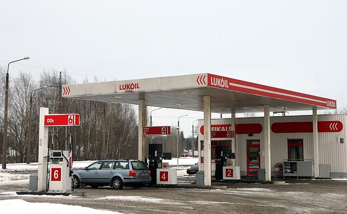 SIA “Lukoil Baltija R” degvielas uzpildes stacija.