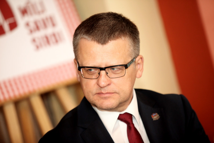 Veselības ministrs Guntis Belēvičs.
