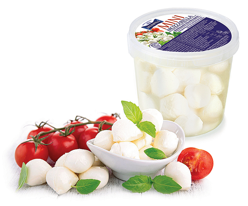 AS”Jaunpils pienotavas” produkts “Mini Mozzarella”. Gatavot šo maigo, pienīgo, svaigo sieru Jaunpils meistarus iemācīja itālieši. To ražo no Latvijas saimniecībās iegūta augstas kvalitātes govs piena ar augstu olbaltumvielu saturu, kam nav pievienoti hormoni vai antibiotikas.