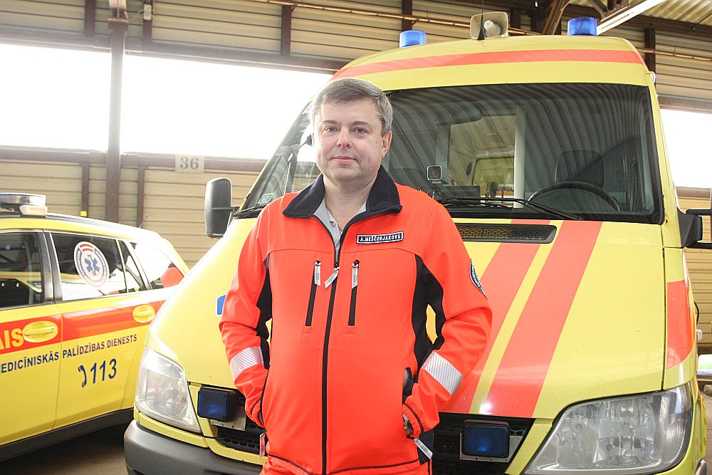 Psihiatrs Alberts Meščerjakovs vairāk nekā 30 darba gados pieredzējis daudz uzbrukumu no pacientiem ar psihiskiem traucējumiem.