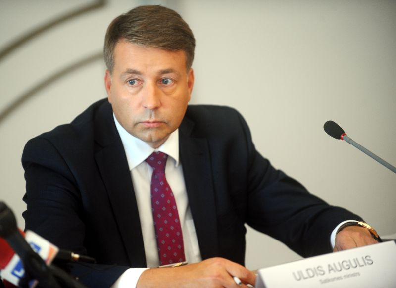 Satiksmes ministrs Uldis Augulis