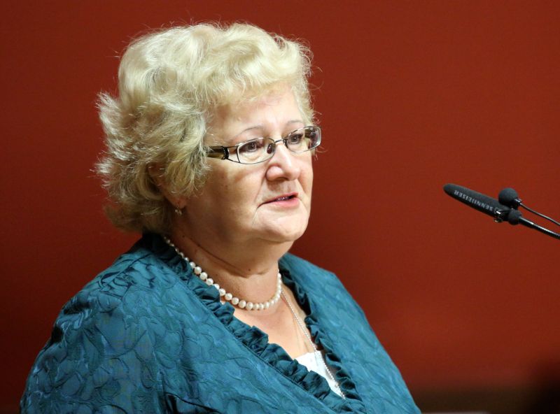 Saeimas Sociālo un darba lietu komisijas priekšsēdētāja Aija Barča.