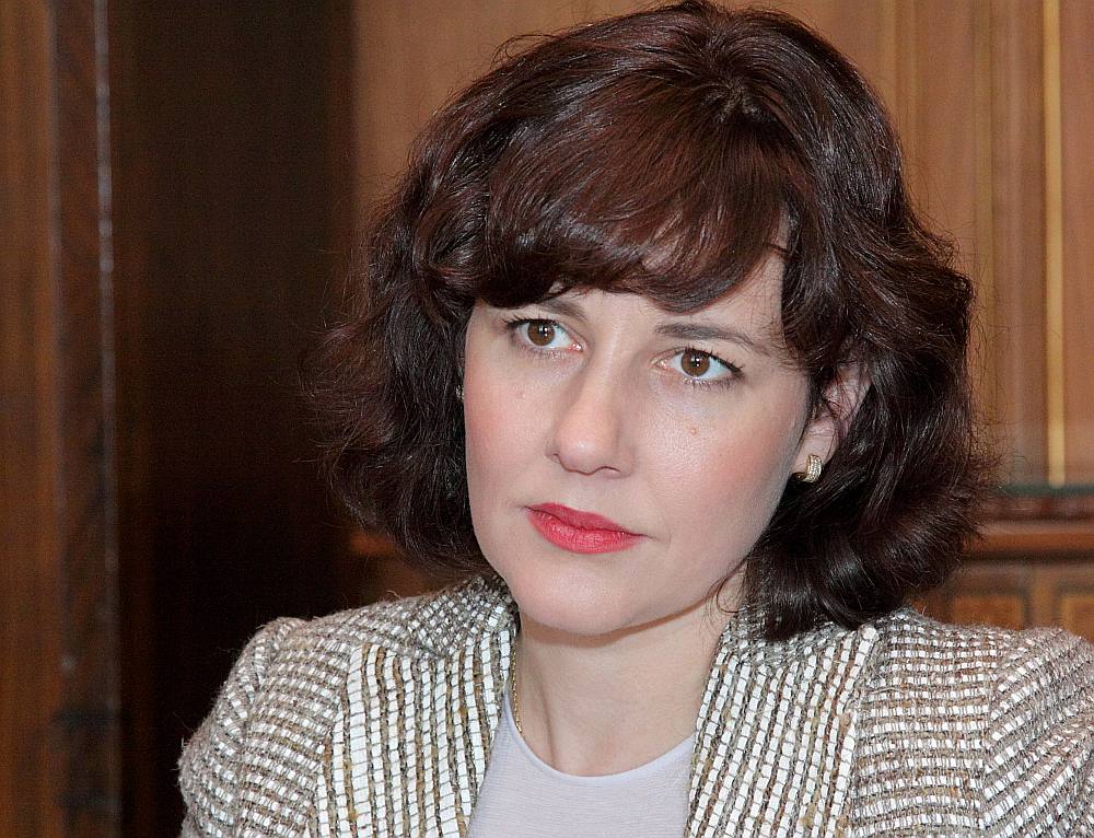 Dana Reizniece-Ozola