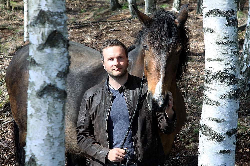 Jānis Uzulēns zemnieku saimniecības “Jokas” īpašnieks: “Zirgos es saredzu labu biznesu, tikai, lai to iestartētu, vajag ļoti lielu naudu.”
