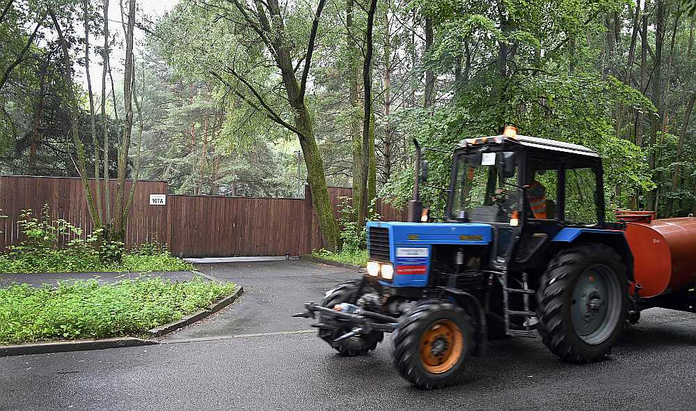 ASV vēstniecības vasarnīca “Serebrjanij” Boras mežaparkā Maskavas ziemeļrietumos. Atriebjoties par sankcijām, Krievija varētu atņemt ASV diplomātiem šo atpūtas vietu.