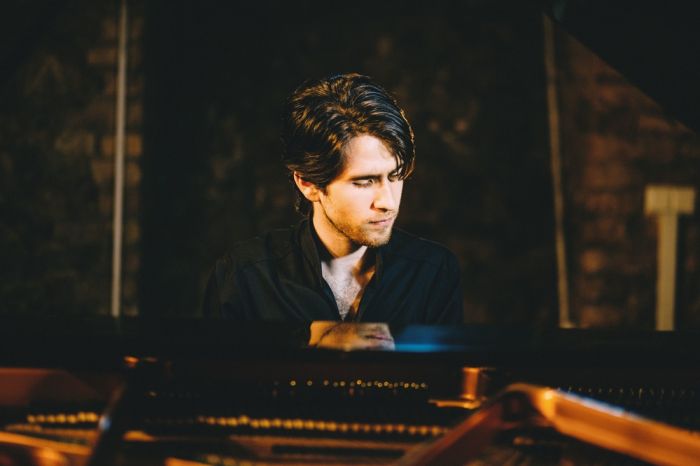 Pianists Georgijs Osokins.