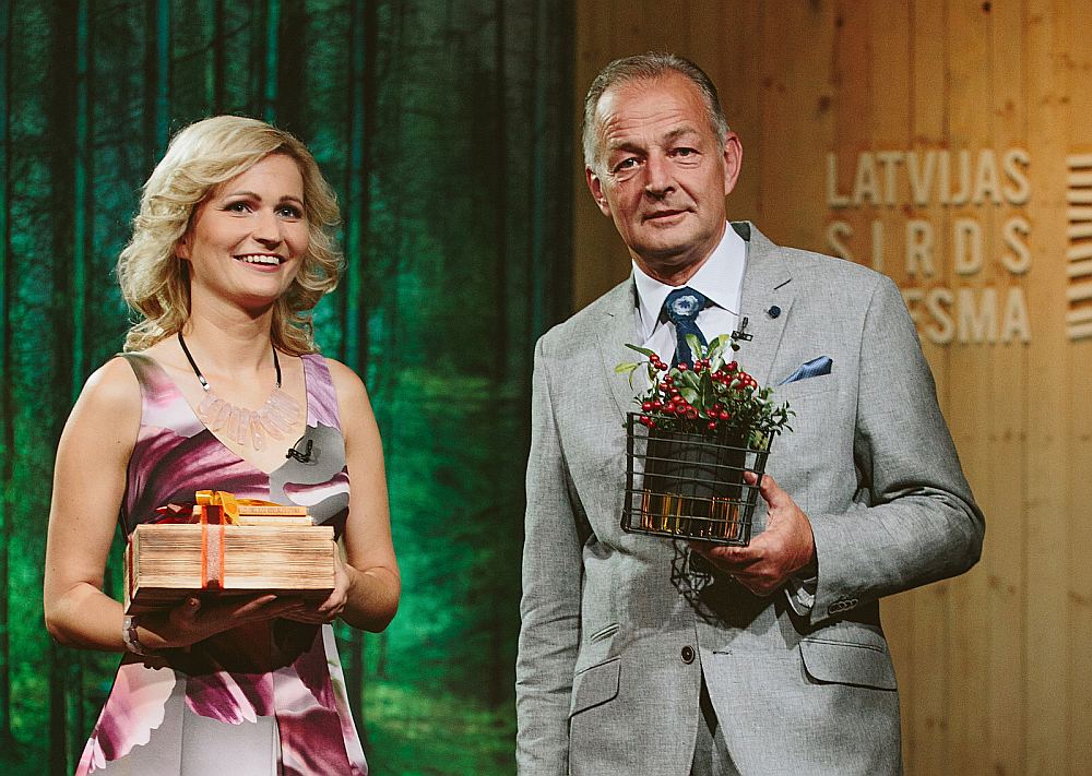 Velga Vītola un Guntis Skrastiņš.