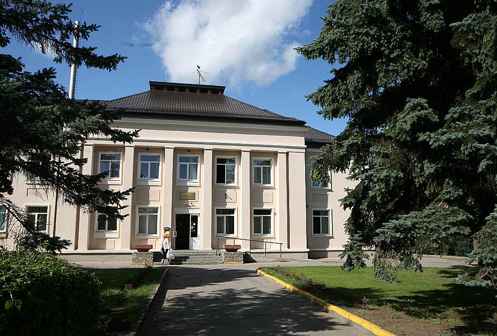 Ja Bauskas slimnīcā (attēlā) vairs neveiks daļu no ierastajām operācijām, pacientiem būs jābrauc uz Jelgavu.