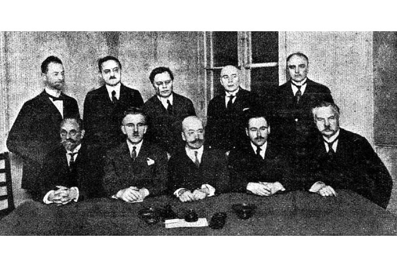LPNP prezidijs Valkā 1917. gadā.