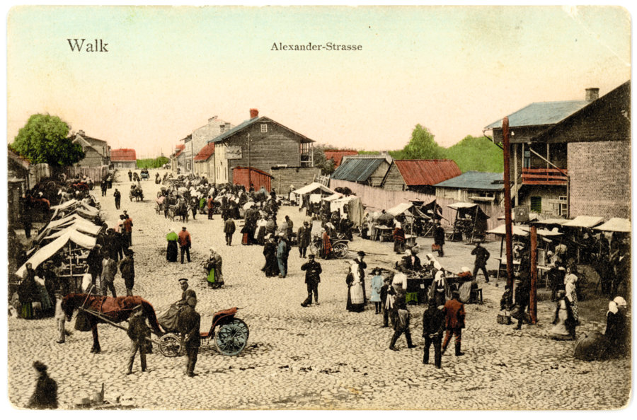 Valka. Aleksandra iela (tagad Lai ielas sākums Valgā, Igaunijā). Ap 1912. gadu.