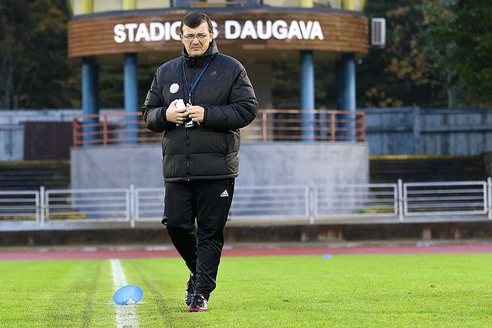 Dainis Kazakevičs spriež, ka pēdējos gados darbs ar jaunajiem futbolistiem kļuvis produktīvāks.