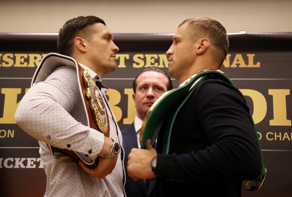 Mairis Briedis (pa labi) un Oleksandrs Usiks.