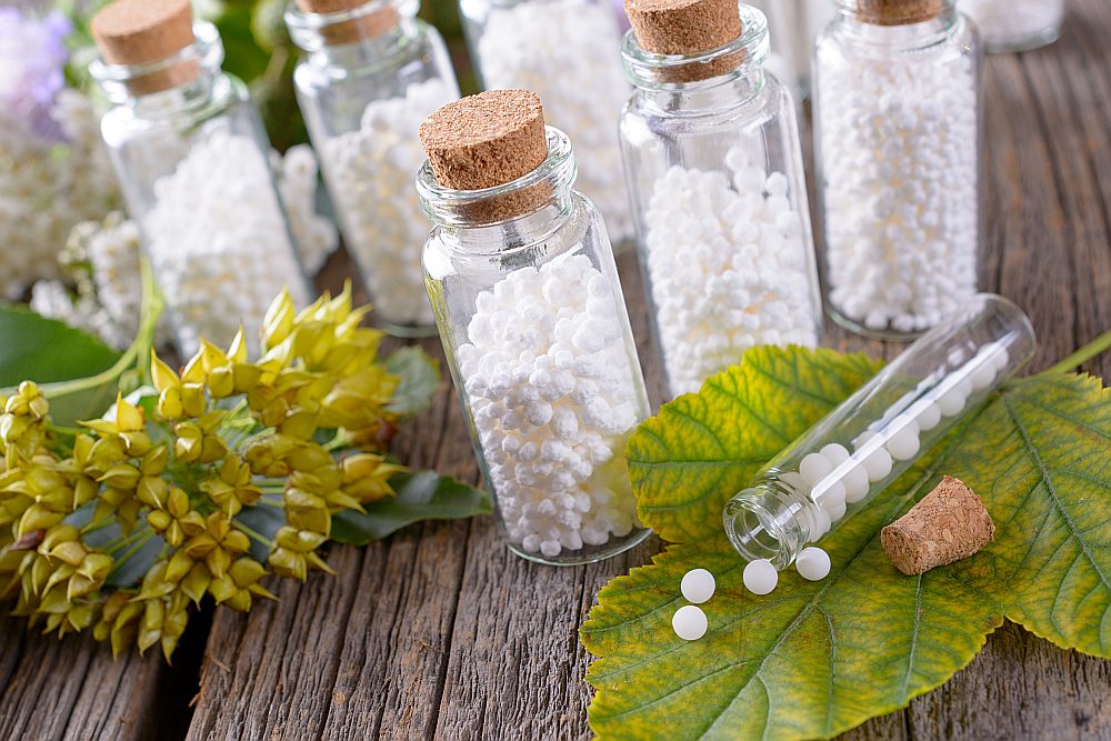 Homeopātisko preparātu izgatavošanā izmanto tikai dabas vielas: minerālus, augus, sēnes.