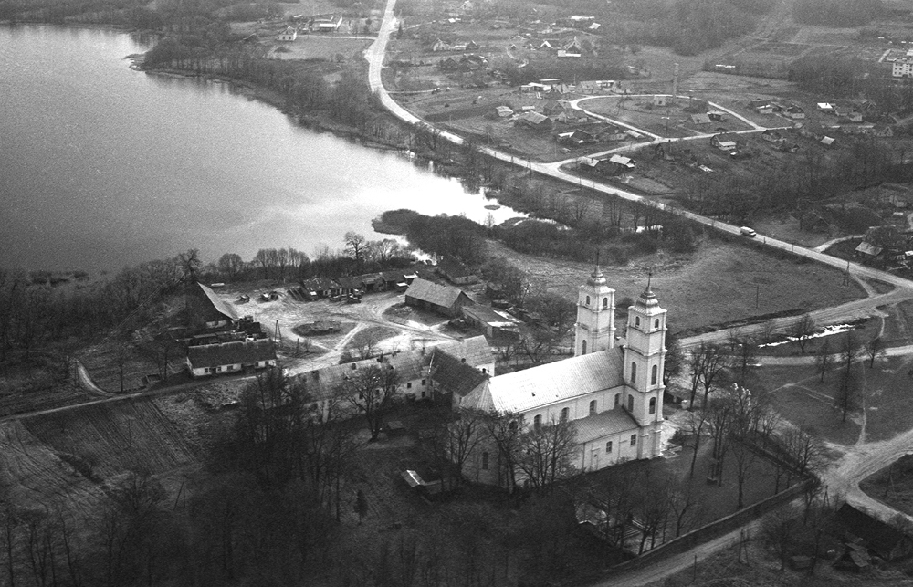 Aglonas Vissvētākās Jaunavas Marijas debesīs uzņemšanas Romas katoļu bazilika uzcelta 1780. gadā. Bazilika kalpo par Latvijas katolicisma centru – katru gadu 15. augustā Aglonā ierodas svētceļnieki, lai atzīmētu Jaunavas Marijas debesīs uzņemšanas dienu.