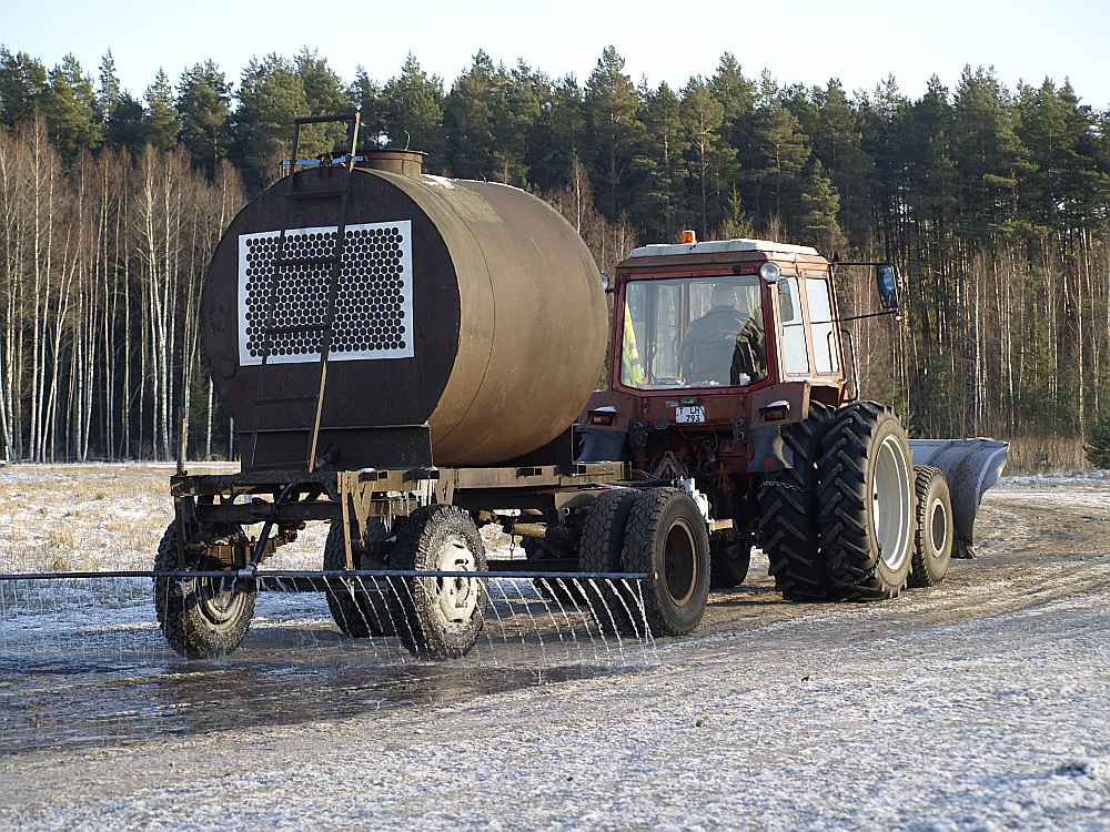 Jāņa Štrausa traktorduša.