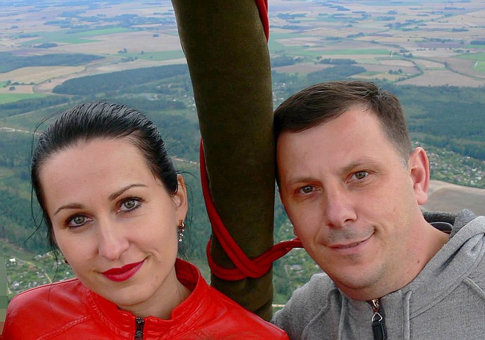 Viktorija stāsta, ka Anatolijs bijis mīlošs vīrs un gādīgs tēvs.