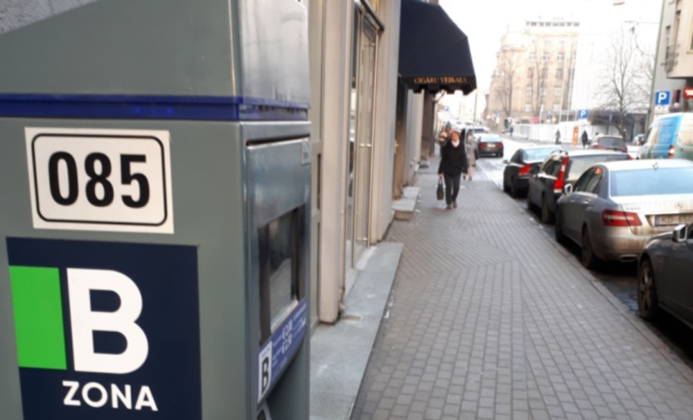 Rīga. B tarifa zonas autosstāvvieta.