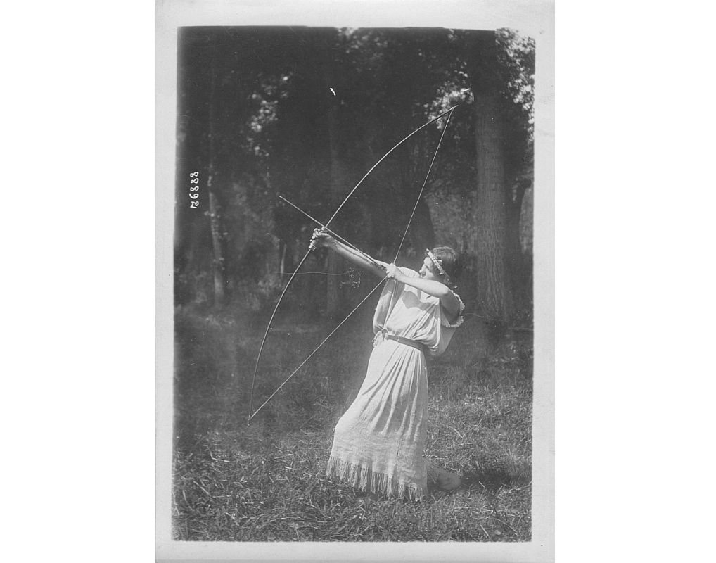 Aija Bertrāne Akadēmijā. 20. gs. 20. – 30. gadi.