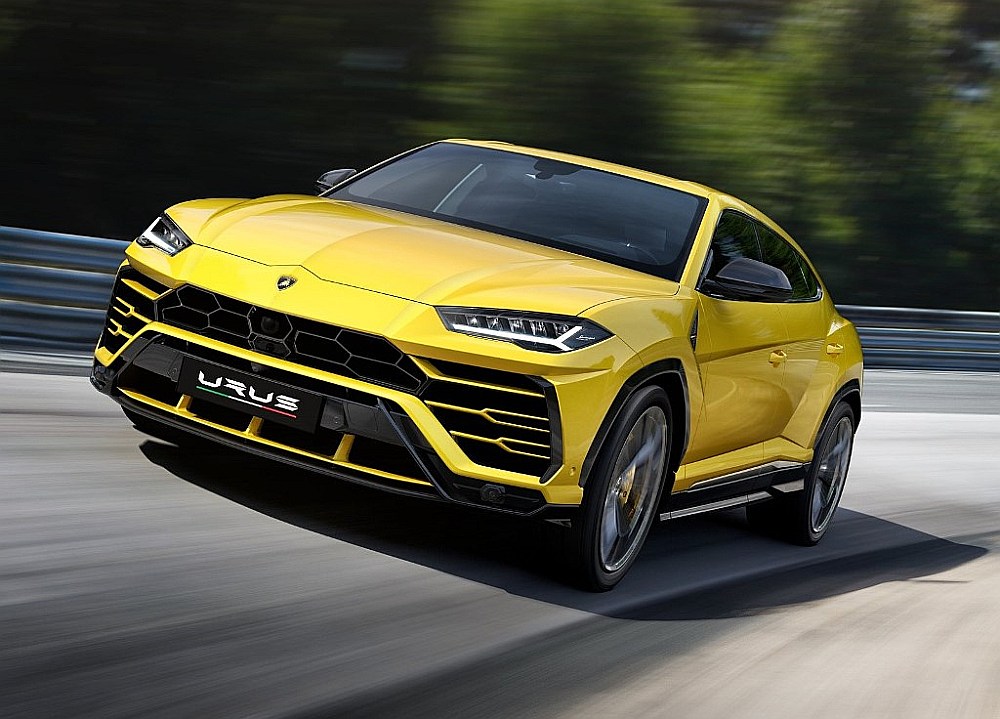 Pasaulē visātrākais sērijveida apvidus auto “Lamborghini Urus”.