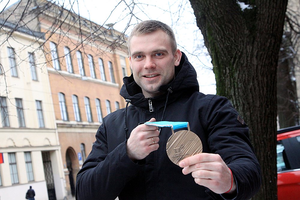 Jānis Strenga nopietni trenēties sāka tikai 22 gadu vecumā.