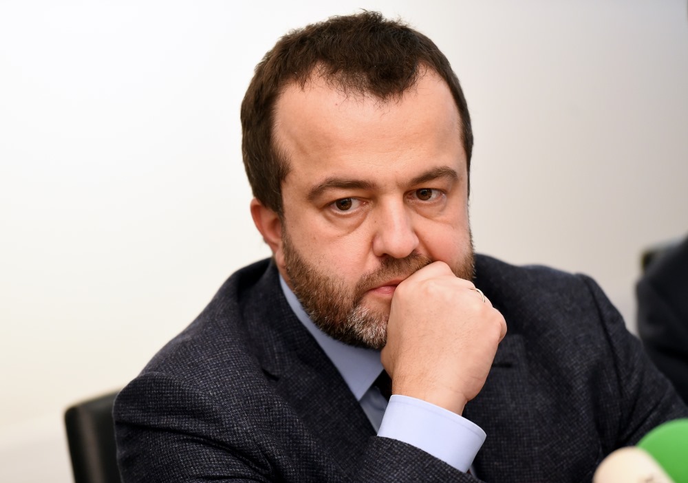 “AVLV bank” valdes priekšsēdētājs Ernests Bernis.