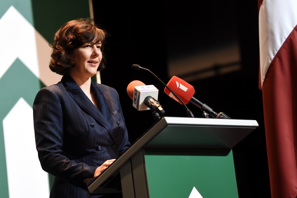 Finanšu ministre Dana
Reizniece-Ozola.