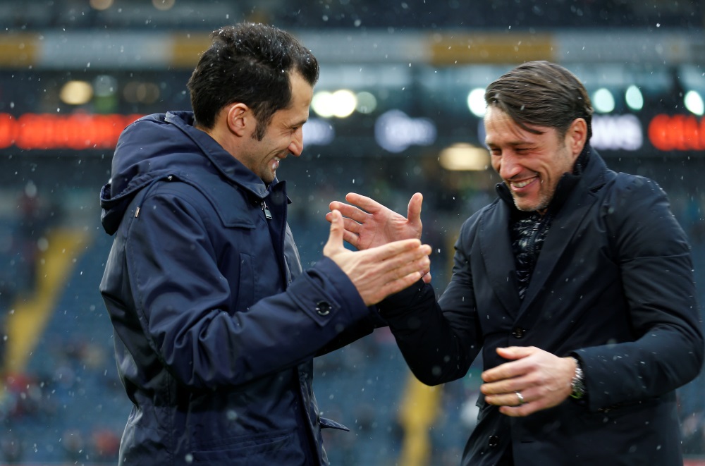 Par jauno Vācijas futbola flagmaņa Minhenes “Bayern” galveno treneri no nākamās kļūs horvātu speciālists Niko Kovačs, piektdien apstiprināja klubs. Foto – pa labi Niko Kovačs.