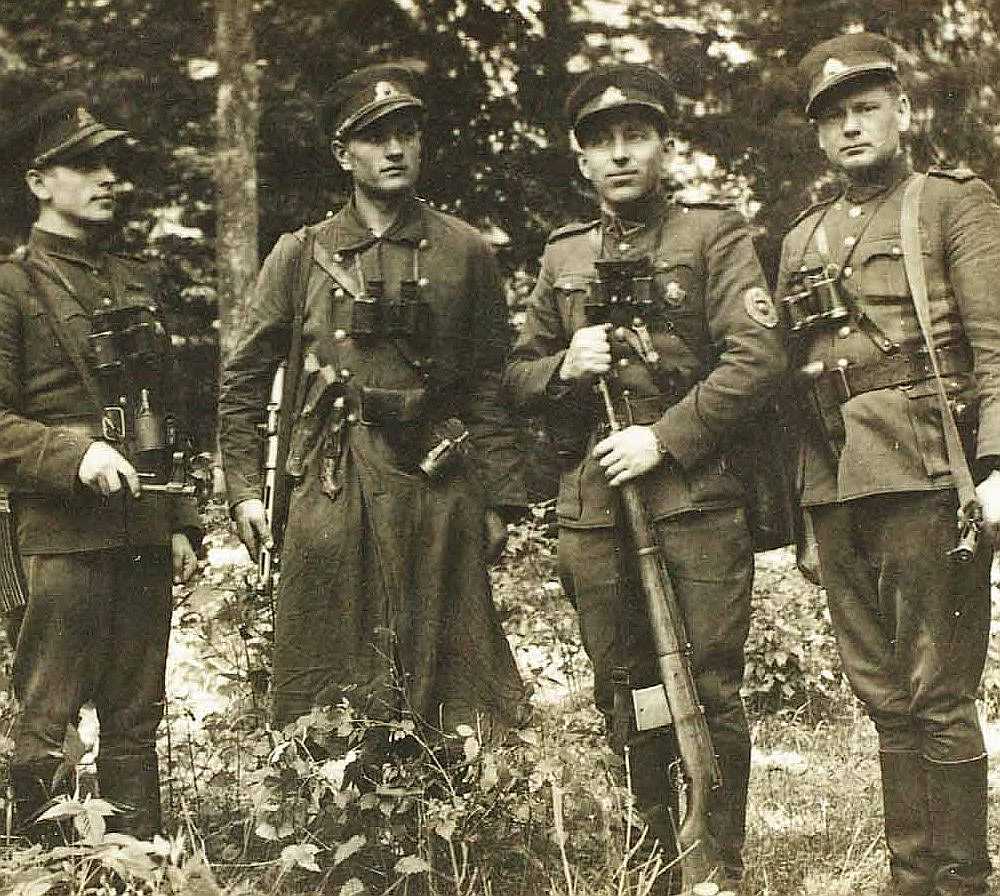 Lietuvas nacionālo partizānu komandieru grupa.