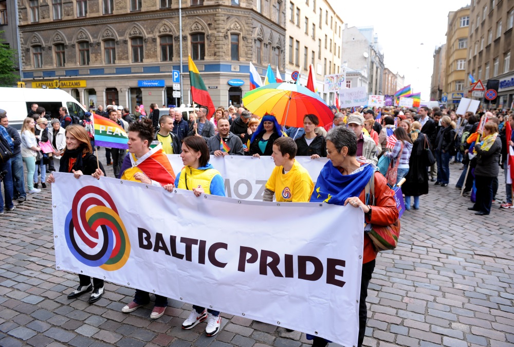 Arhīva foto. “Baltijas praida” gājiens, 2012.gada 2.jūnijā.