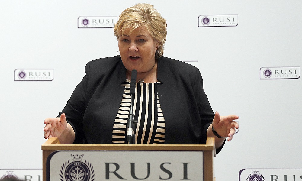 Norvēģijas premjerministre Erna Solberga, kura ieradusies vizītē Britānijā, vakar piedalījās drošības konferencē Karaliskajā apvienoto dienestu institūtā un apspriedīs breksitu ar Britānijas premjerministri Terēzu Meju.