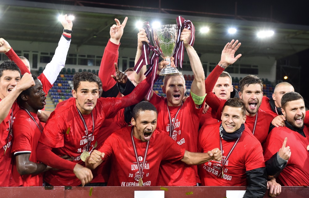 Latvijas kausa futbolā ieguvēji futbola kluba “Liepāja/Mogo” spēlētāji, 2017 foto no arhīva.