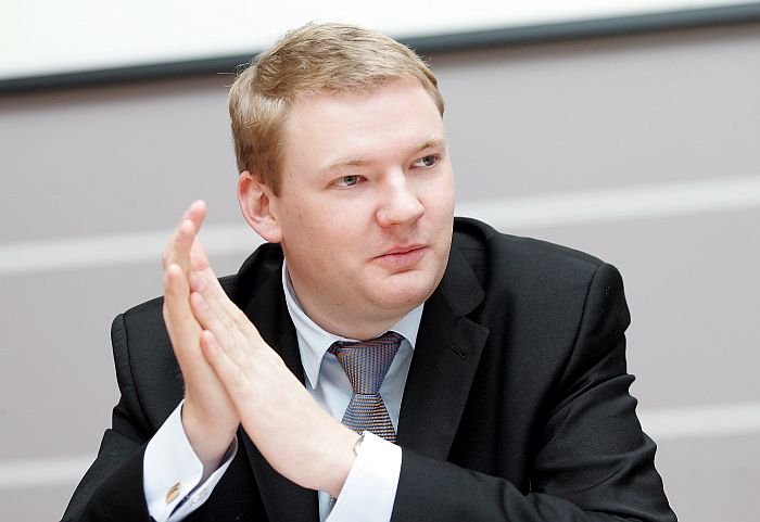 Zemkopības ministrijas parlamentārais sekretārs Eduards Smiltēns piedalās Eiropas Savienības atbalsta programmas “Augļi skolai” pirmā gada izvērtējuma rezultātu Latvijā prezentācijā.