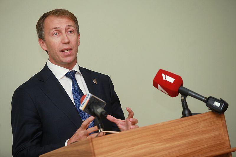 Reformu partijas biedrs Jānis Vilnītis piedalās Reformu partijas domes sēdē, kurā spriež par gatavošanos nākamgad gaidāmajām Eiropas Parlamenta un Saeimas vēlēšanām.