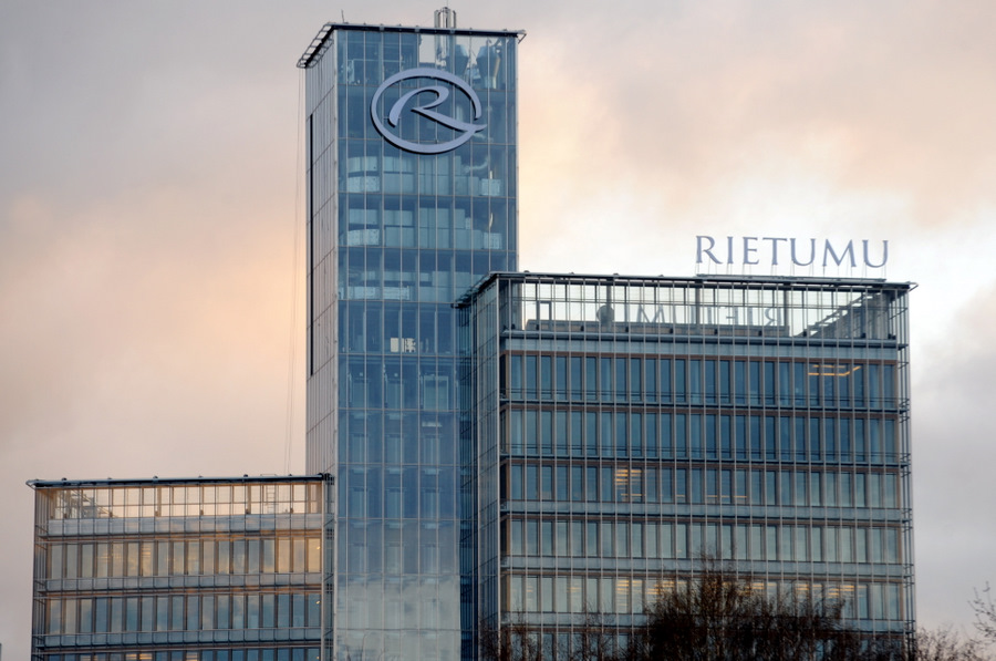 AS “Rietumu banka”.