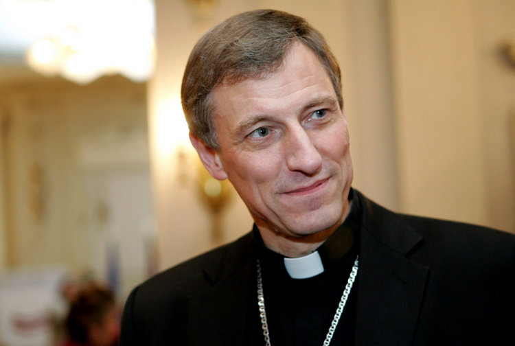Romas Katoļu baznīcas Rīgas arhibīskaps Zbigņevs Stankevičs.
