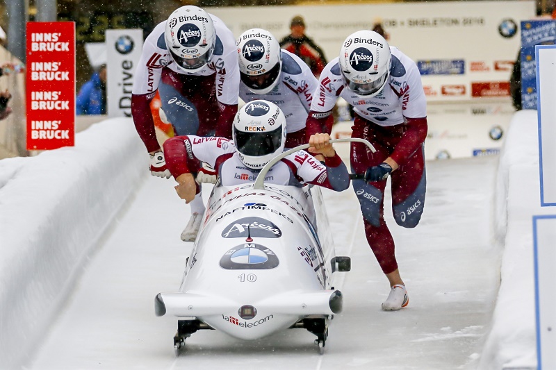 Latvijas bobsleja ekipāža