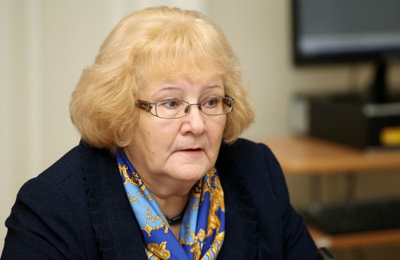 Saeimas Sociālo un darba lietu komisijas priekšsēdētāja Aija Barča