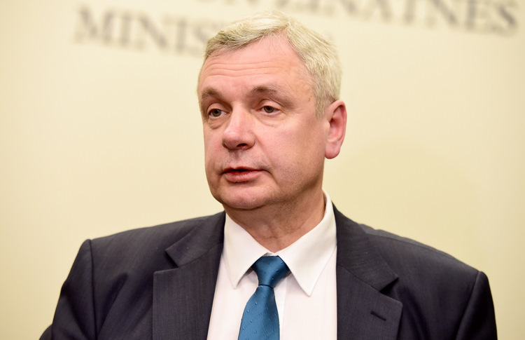 Izglītības un zinātnes ministrs Kārlis Šadurskis