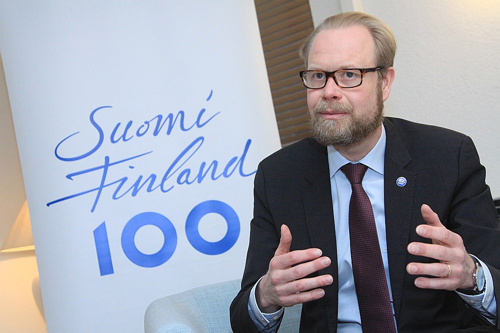 Olli Kantanens, Somijas vēstnieks Latvijā