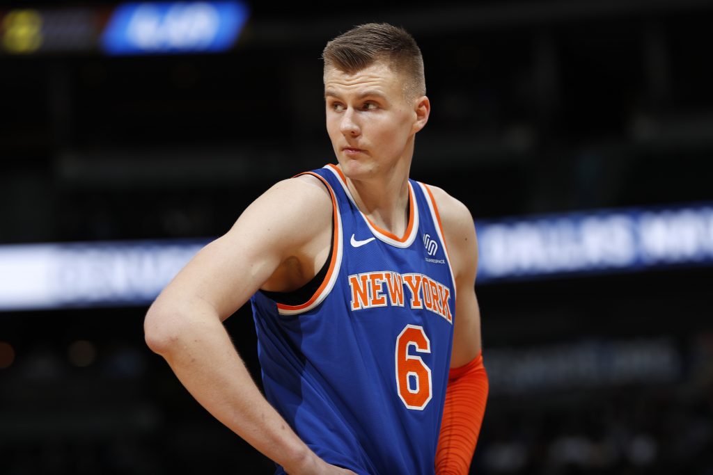 Kopš aiziešanas no Ņujorkas “Knicks” Kristapu Porziņģi skāruši vairāki skandāli.