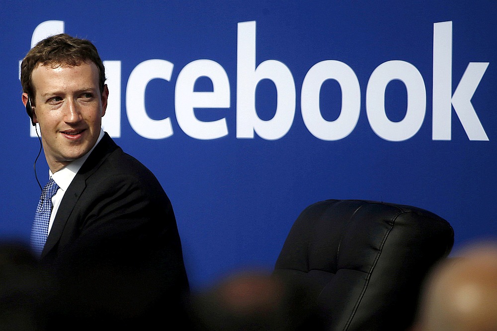 “Facebook” vadītājam Markam Cukerbergam jāsniedz liecības ASV Kongresā par to, kā viņa uzņēmums vāc un izmanto cilvēku privātos datus.