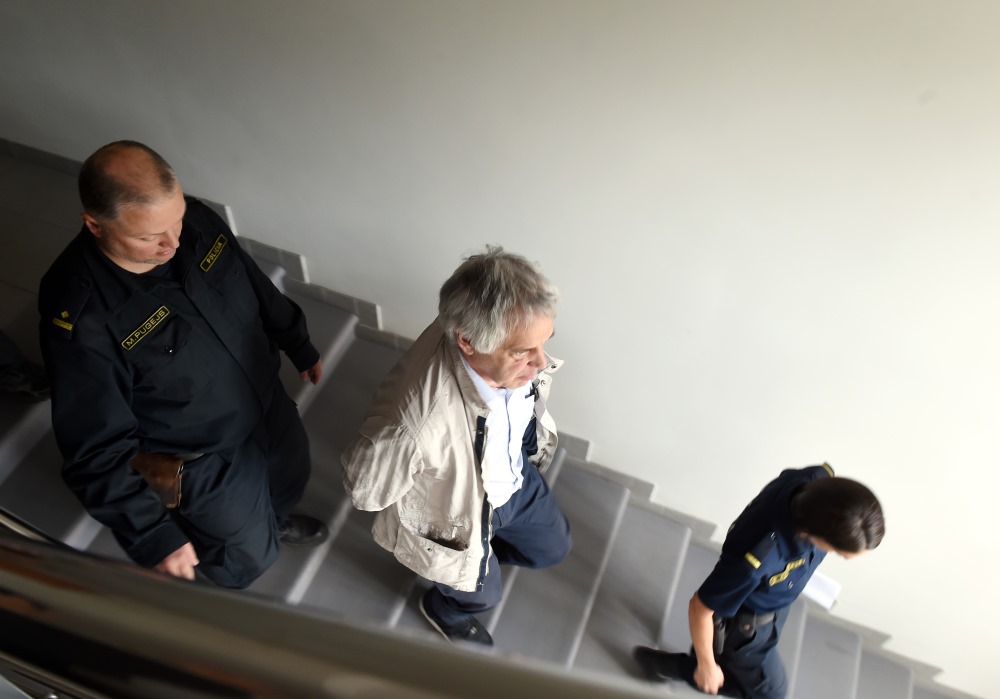 Aleksandru Gapoņenko patur apcietinājumā.