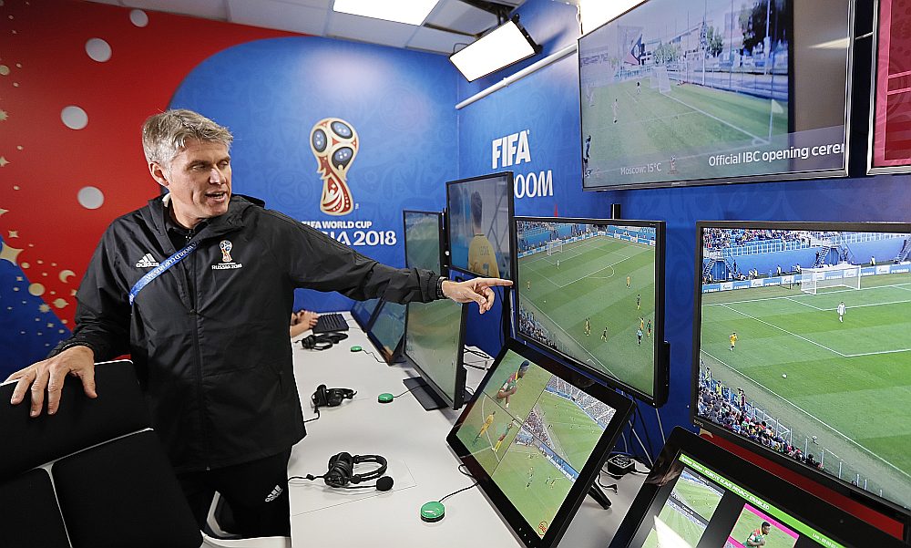 FIFA videotiesnešu projekta vadītājs Roberto Roseti agrāk augstākajā līmenī tiesāja spēles un labi zina, cik noderīga dažbrīd ir video palīdzība.