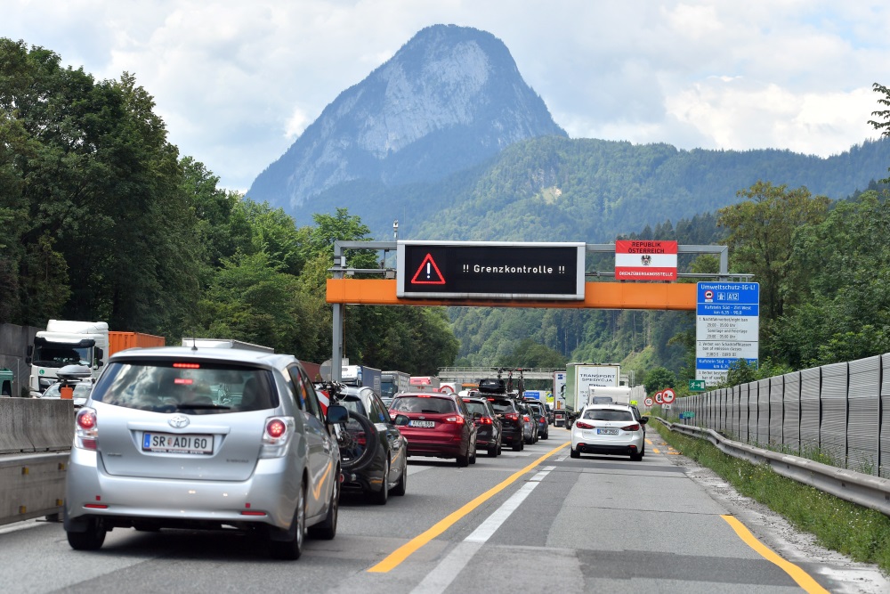 Robeža starp Vāciju un Austriju.