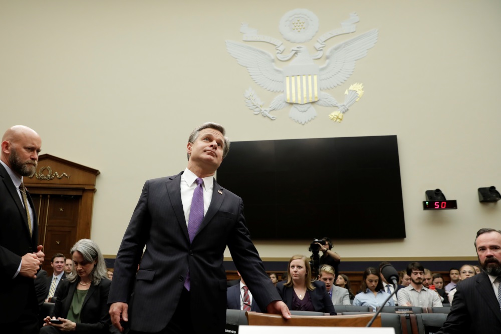 FBI direktors Kristofers Rejs.