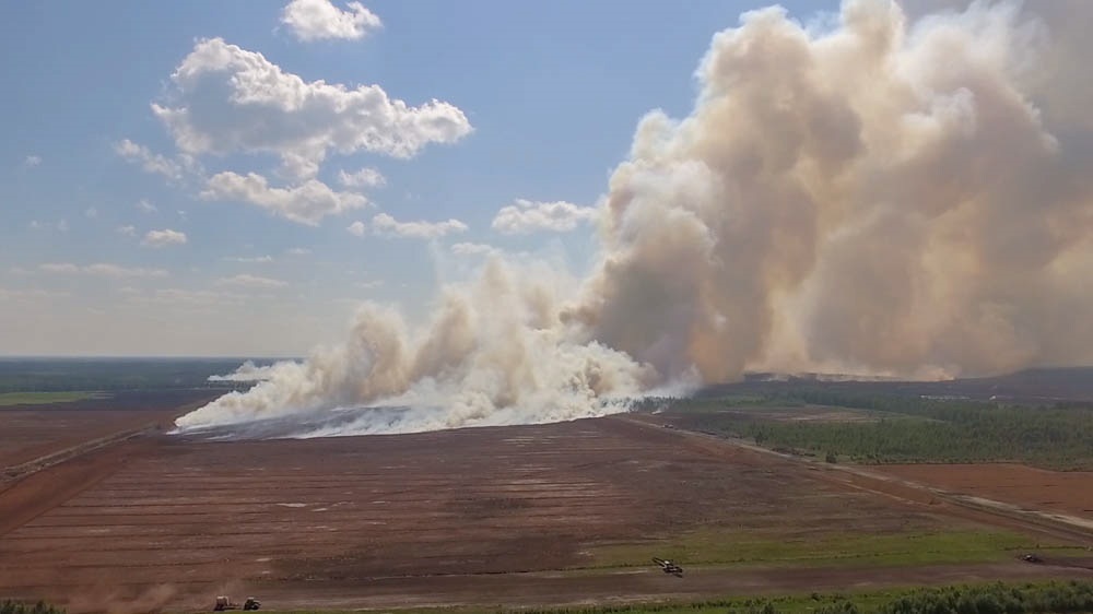 Talsu novadā izcēlies plašs mežu un kūdras ugunsgrēks, 18.07.2018.