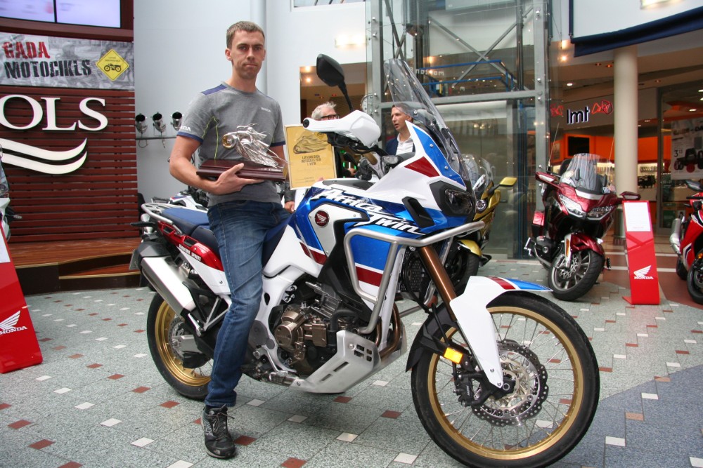 “Honda” pārstāvis Mārtiņš Lukjanovičs. Foto – Artis Drēziņš